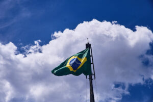 HeyWorld - Layoffs em TI e IA: O que está acontecendo no Brasil?